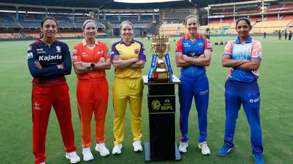 持沉着冷静 持沉着冷静